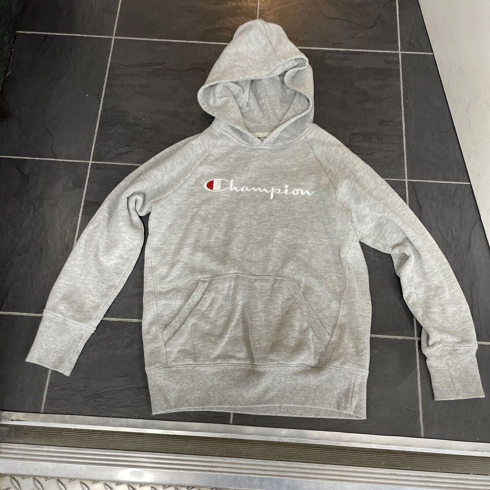 Champion Pullover Sweatshirt Authentic Gray Kids Size Medium
